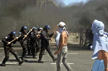 Δύο νεκροί σε συμπλοκές οπαδών αντίπαλων ομάδων στην Αργεντινή