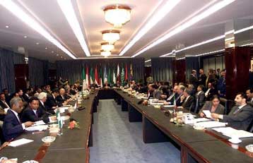 Σε μείωση της παραγωγής πετρελαίου αναμένεται να προχωρήσει ο ΟΠΕΚ τη Μ.Πέμπτη