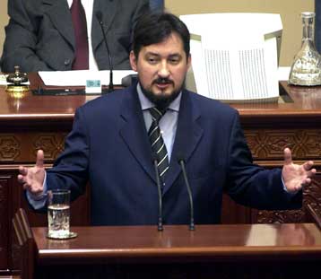 Αποχωρεί από την ηγεσία του VMRO-DPMNE ο Λιούπτσκο Γκεοργκίεφσκι