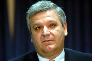 Τις νέες καταγγελίες Κουρή διαψεύδει ο Χρ.Πρωτόπαπας, απαντώντας με μήνυση και αγωγή