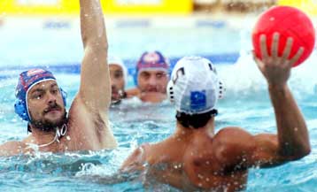 Βήμα τίτλου από τον Ολυμπιακό, που «έσπασε» την έδρα της Βουλιαγμένης