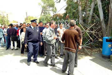Περαιτέρω διευκολύνσεις μελετά ο Σ.Ντενκτάς-Τα μέτρα ενίσχυσης εξαγγέλλει η Λευκωσία