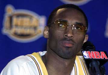 Σκληροί οι Λέικερς αντιστέκονται στα πλέι οφ – Νίκη 102-97 κόντρα στους Τίμπεργουλβς