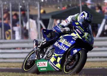 Ο Σέτε Τζιμπερνό νικητής του MotoGP Νοτίου Αφρικής