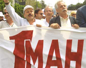 Ξεχωριστές συγκεντρώσεις από τις συνδικαλιστικές οργανώσεις για την Πρωτομαγιά