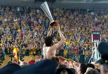 Κυπελλούχος Ευρώπης ο Αρης και δεύτερο αστέρι με «θρίλερ»