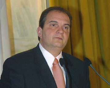 Τη σημασία της ένταξης της Κύπρου στην ΕΕ, υπογράμμισε από τις Βρυξέλλες ο Κ.Καραμανλής