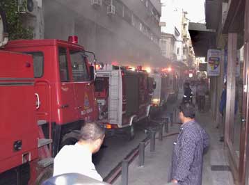 Δίωξη σε βαθμό κακουργήματος κατά του δράστη των εμπρησμών στο κέντρο της Αθήνας