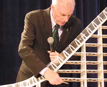 Σε μία σαφή εικόνα για τα αίτια του δυστυχήματος του Columbia κατέληξαν οι ειδικοί