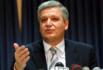 Δεν έχει οριστικοποιηθεί ακόμη το κλείσιμο της Palco, δηλώνει ο Χρ.Πρωτόπαπας