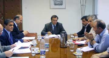 «Ναυάγιο» στις συνομιλίες Χριστοδουλάκη-ΑΔΕΔΥ για το νέο μισθολόγιο