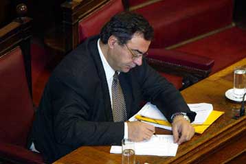 Συναίνεση στη Βουλή κατά την ψήφιση του νομοσχεδίου για τους λογιστικούς ελέγχους