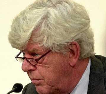 Σε ιστορικό υψηλό έναντι του γεν το ευρώ – Νέο ρεκόρ τετραετίας έναντι του δολαρίου