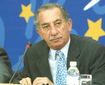 Επαναπροσέγγιση σημαίνει ανοικτά σύνορα και εμπιστοσύνη τονίζει ο πρόεδρος της Κύπρου