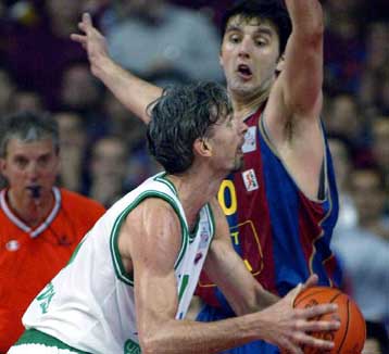 Πρωταθλήτρια Ευρώπης μπάσκετ η Μπαρτσελόνα, 76-65 τη Μπενετόν