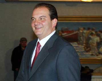 Επίθεση Καραμανλή κατά της κυβέρνησης για την οικονομική πολιτική