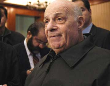 Επιμένει στα δύο χωριστά κράτη στην Κύπρο ο Ραούφ Ντενκτάς