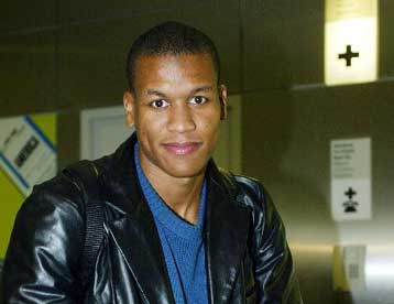 Αφαντος ο Μορίς Έβανς από τον Ολυμπιακό