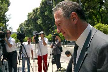 Δεν υπάρχει εκλογικός νόμος στα συρτάρια της κυβέρνησης, τονίζει ο Κ.Σκανδαλίδης