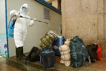 Μικρότερος ο αριθμός των νέων κρουσμάτων SARS στην Κίνα