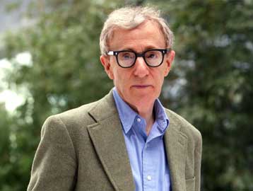 Ο Γούντι Αλεν σκηνοθετεί την πρώτη του θεατρική παράσταση