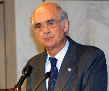 Στη μάστιγμα των φαινομένων διαφθοράς αναφέρθηκε ο Απόστολος Κακλαμάνης
