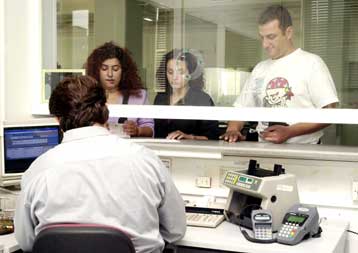 Νέα ευκαιρία για κλείσιμο εκκρεμών φορολογικών υποθέσεων επιχειρηματιών