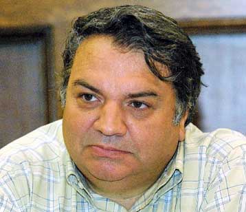 Για συμπαράταξη με το ΠΑΣΟΚ υπό προϋποθέσεις μιλά ο επικεφαλής της ΑΕΚΑ Ν.Μπίστης