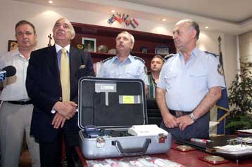 Με ειδική συσκευή ανίχνευσης ναρκωτικών ουσιών εφοδιάστηκε η Τροχαία