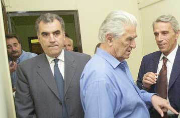Αδιέξοδο στις συνομιλίες στο υπουργείο Εργασίας για τις υπό πτώχευση εταιρείες