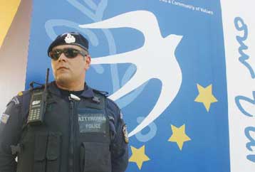 Σήματα συναγερμού για επιθέσεις της Αλ Κάιντα και στην Ελλάδα τους τελευταίους μήνες