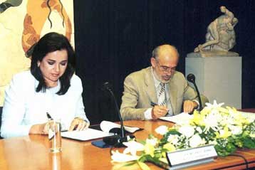 Σύμβαση για την υλοποίηση αθλητικών έργων στην Αθήνα υπέγραψαν Λιάνης-Μπακογιάννη