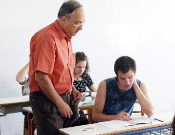 Λύση στο πρόβλημα της ΕΛΜΕ Ν.Σμύρνης, Καλλιθέας, Μοσχάτου από το υπουργείο Παιδείας