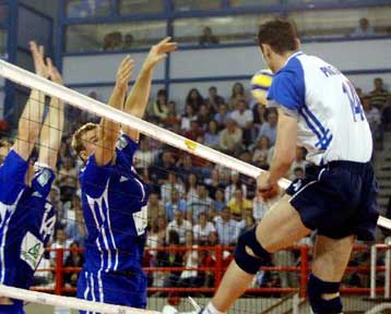 Παλικαρίσια νίκη της εθνικής βόλεϊ με 3-2 επί της Τσεχίας για το World League