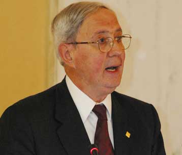 Λιτότητα σε μισθούς και συγκράτηση τιμών οι προτάσεις Γκαργκάνα κατά της ανεργίας