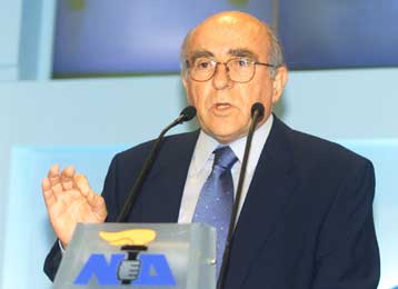 Πρόωρες εκλογές χωρίς τον Κ.Σημίτη στην ηγεσία του ΠΑΣΟΚ «βλέπει» ο Γ.Σουφλιάς
