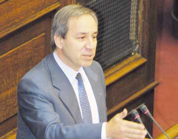 Μόνο με αλλαγή της κυβέρνησης θα αλλάξει η οικονομική πολιτική, εκτιμά ο Γ.Αλογοσκούφης