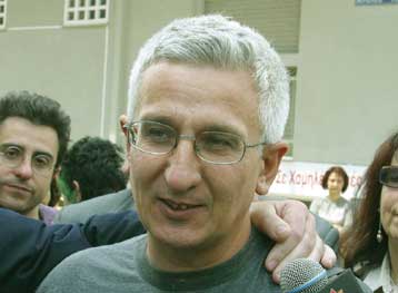 «Φρονηματική» χαρακτηρίζει την προσαγωγή του για συμμετοχή στη 17Ν ο Κώστας Αβραμίδης