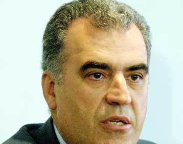 Δέκα μέτρα για την αναβάθμιση των υπηρεσιών υγείας του ΙΚΑ ανακοίνωσε ο Δ.Ρέππας