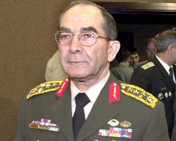 Διεθνής και όχι ελληνικός ο εναέριος χώρος του Αιγαίου, ισχυρίζεται ο Χ.Οζκιόκ