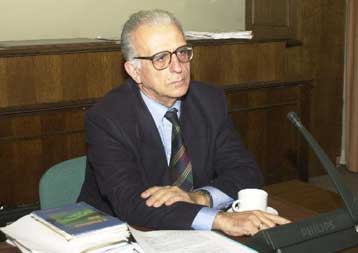 Αντιρρήσεις επί του νομοσχεδίου του υπουργείου Τύπου για τα ΜΜΕ εκφράζει το ΕΣΡ
