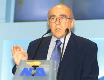 Τεράστιες οι αδυναμίες της κυβέρνησης, τονίζει ο Γ.Σουφλιάς
