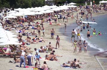 Νέα σενάρια περί δημιουργίας καζίνου αναστατώνουν τους κατοίκους της Βουλιαγμένης