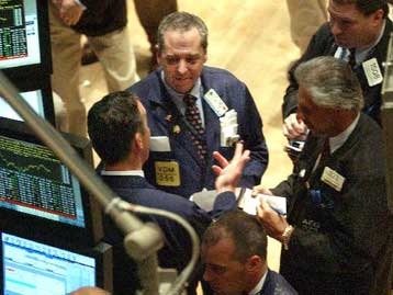 Σημαντικά κέρδη στη Γουόλ Στριτ κατά το άνοιγμα της Δευτέρας