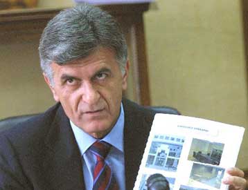 Το πρόγραμμα ανέγερσης νέων δικαστηρίων και φυλακών παρουσίασε ο Φ.Πετσάλνικος