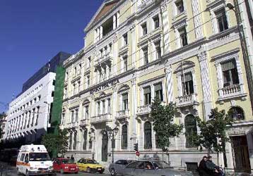 Στην πώληση του 10% της Εθνικής Τράπεζας αναμένεται να προχωρήσει το Δημόσιο