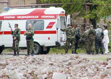 Τουλάχιστον 17 νεκροί από επίθεση αυτοκτονίας κατά λεωφορείου στη Bόρεια Οσετία