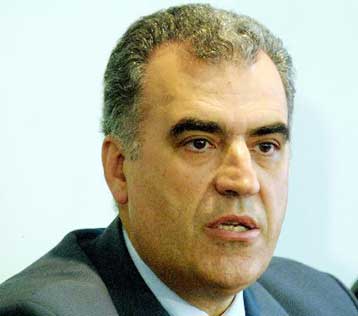 Νέα πυρά της αντιπολίτευσης κατά της κυβερνητικής πολιτικής για την απασχόληση