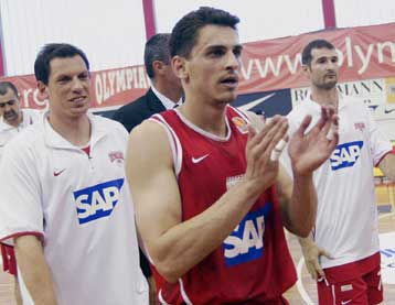 Αγώνες δίχως αύριο για ΠΑΟ-Περιστέρι και Ολυμπιακό-ΑΕΚ για τα πλέι οφ της Α1 μπάσκετ