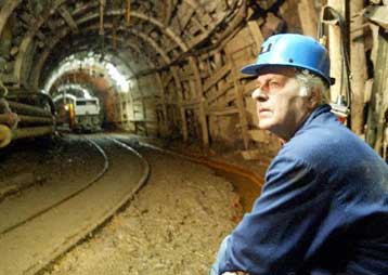 Συνεχίζουν την απεργία πείνας οι μεταλλωρύχοι της TVX παρά τις διαβεβαιώσεις του ΥΠΑΝ